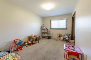 S17W37015 Henry St, Ottawa, WI 53118 - Photo 28