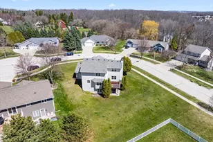 1416 Villa Park Ct, West Bend, WI 53090 - Photo 50