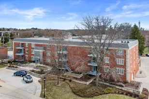 13335 Watertown Plank Rd, Elm Grove, WI 53122 - Photo 34