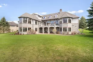 121 Legend Way, Wales, WI 53183 - Photo 2