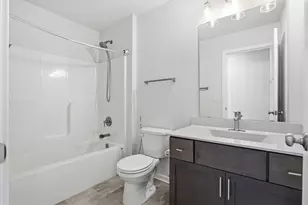 547 Wild Oak Rd, Hartland, WI 53029 - Photo 26