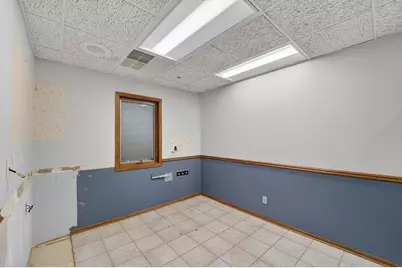 533 S Main St, West Bend, WI 53095 - Photo 10