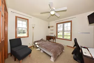 550 Hunters Crossing, Slinger, WI 53086 - Photo 16