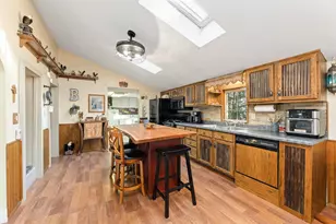 46652 Riverview Dr, Dresbach, MN 55947 - Photo 8