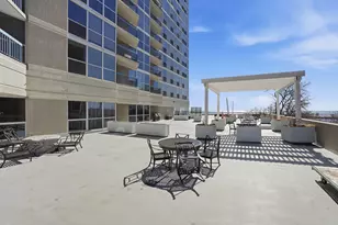 1660 N Prospect Ave, Milwaukee, WI 53202 - Photo 30