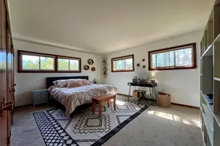 2115 W Greenwood Rd, Glendale, WI 53209 - Photo 16