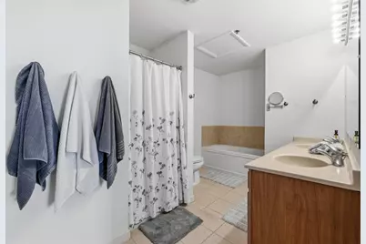 705  Village Green Way #404, West Bend, WI 53090 - Photo 22