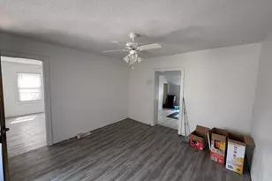 1146 Grand Ave, Racine, WI 53403 - Photo 2