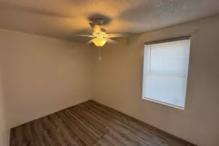 1146 Grand Ave, Racine, WI 53403 - Photo 10