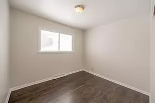 7629 W Thurston Cir, Milwaukee, WI 53218 - Photo 8