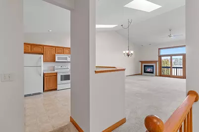 2121  45th St #Unit J, Two Rivers, WI 54241 - Photo 6