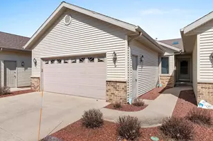 2121 45th St, Two Rivers, WI 54241 - Photo 2