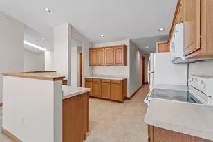 2121 45th St, Two Rivers, WI 54241 - Photo 16