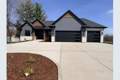 7876 W Drexel Ave, Franklin, WI 53132 - Photo 2
