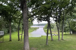 3513 Ridge Dr, Delafield, WI 53029 - Photo 2