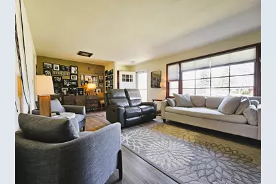 N81W15815  Robinhood Dr, Menomonee Falls, WI 53051 - Photo 22