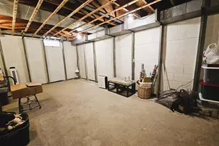 N81W15815 Robinhood Dr, Menomonee Falls, WI 53051 - Photo 46