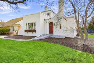 3227 N 104th St, Wauwatosa, WI 53222 - Photo 22