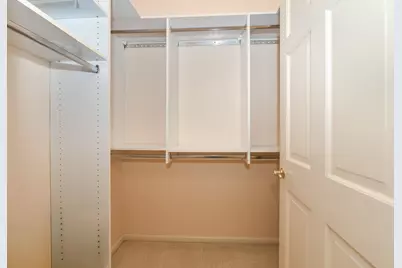 530  Park Cir, Elm Grove, WI 53122 - Photo 24