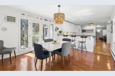 261  Waubun Dr, Fontana, WI 53125 - Photo 10