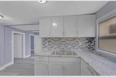 1732  Kremer Ave, Racine, WI 53402 - Photo 8