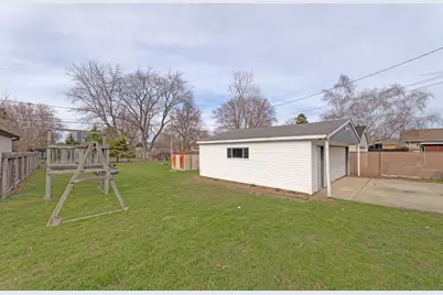 1732  Kremer Ave, Racine, WI 53402 - Photo 22