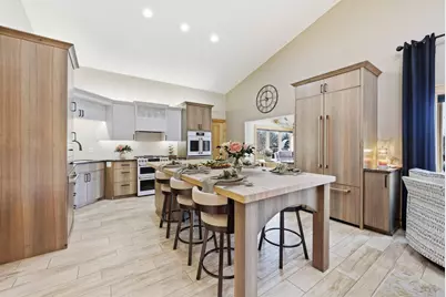 985 W Fur Farm Rd, New Holstein, WI 53061 - Photo 10