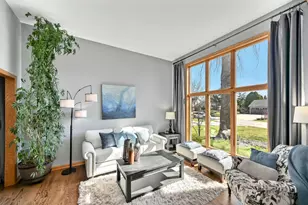 W143N6633 Aspen Dr, Menomonee Falls, WI 53051 - Photo 4