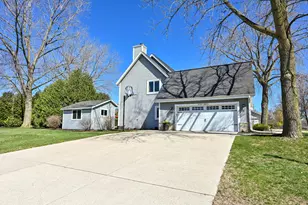 W143N6633 Aspen Dr, Menomonee Falls, WI 53051 - Photo 38