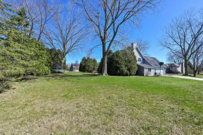 W143N6633  Aspen Dr, Menomonee Falls, WI 53051 - Photo 36