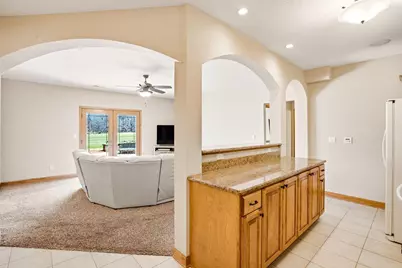 3130 S Country Ln, New Berlin, WI 53146 - Photo 60