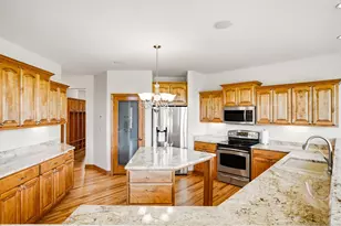 3130 S Country Ln, New Berlin, WI 53146 - Photo 18