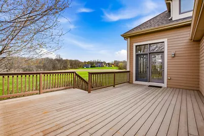 3130 S Country Ln, New Berlin, WI 53146 - Photo 68