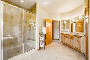 3130 S Country Ln, New Berlin, WI 53146 - Photo 34