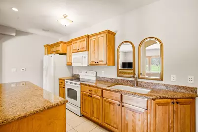 3130 S Country Ln, New Berlin, WI 53146 - Photo 64