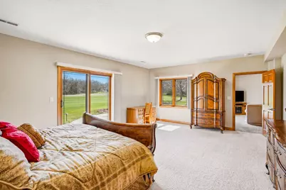 3130 S Country Ln, New Berlin, WI 53146 - Photo 50