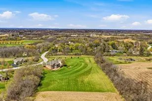 3130 S Country Ln, New Berlin, WI 53146 - Photo 74