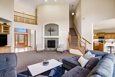 3130 S Country Ln, New Berlin, WI 53146 - Photo 12