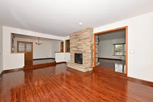 15225 W Park Terrace, New Berlin, WI 53151 - Photo 4
