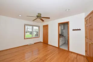 15225 W Park Terrace, New Berlin, WI 53151 - Photo 14