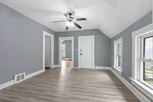 2243 S Woodward St, Milwaukee, WI 53207 - Photo 26