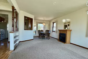 3904 Wilshire Dr, Racine, WI 53402 - Photo 2