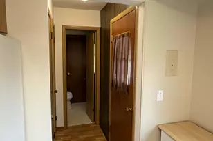 3904 Wilshire Dr, Racine, WI 53402 - Photo 8