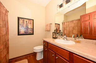 6305 Cedarhedge Dr, Racine, WI 53406 - Photo 20