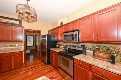 6305  Cedarhedge Dr, Racine, WI 53406 - Photo 16