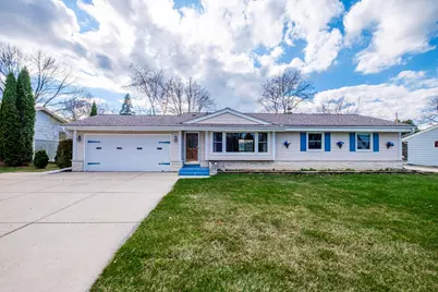 W180N8273  Town Hall Rd, Menomonee Falls, WI 53051 - Photo 1
