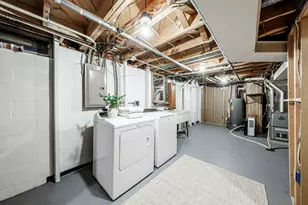 W180N8273 Town Hall Rd, Menomonee Falls, WI 53051 - Photo 28