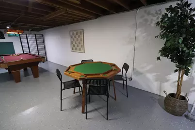 5228 S 9th St, Milwaukee, WI 53221 - Photo 18