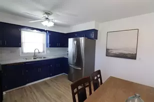 5228 S 9th St, Milwaukee, WI 53221 - Photo 10