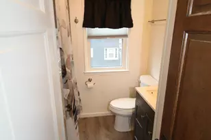 5564 Angle Ln, Greendale, WI 53219 - Photo 20